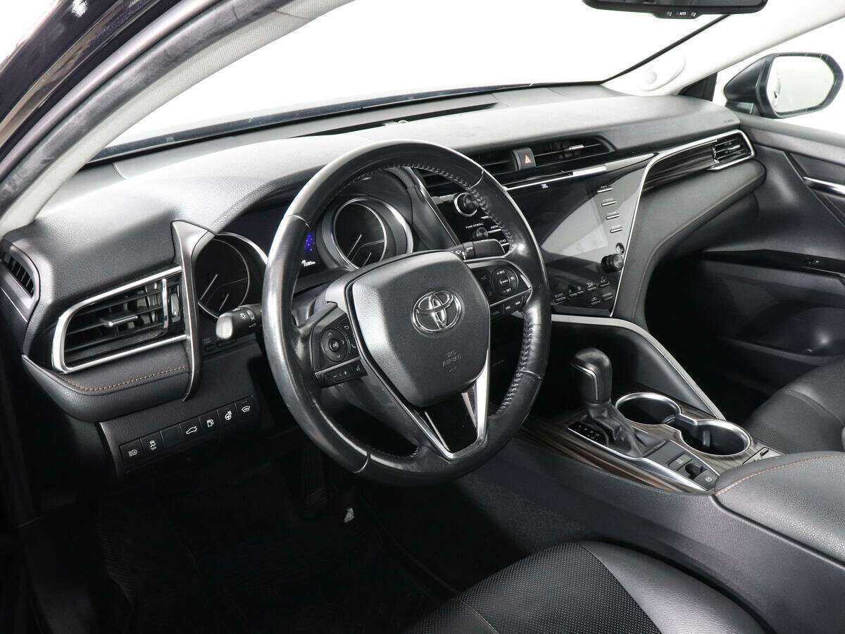 Купить Toyota Camry, 2018, 72 200 км, фото №9