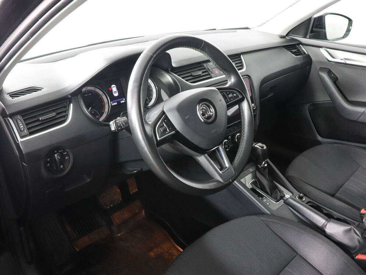 Купить Skoda Octavia, 2018, 124 000 км, фото №8