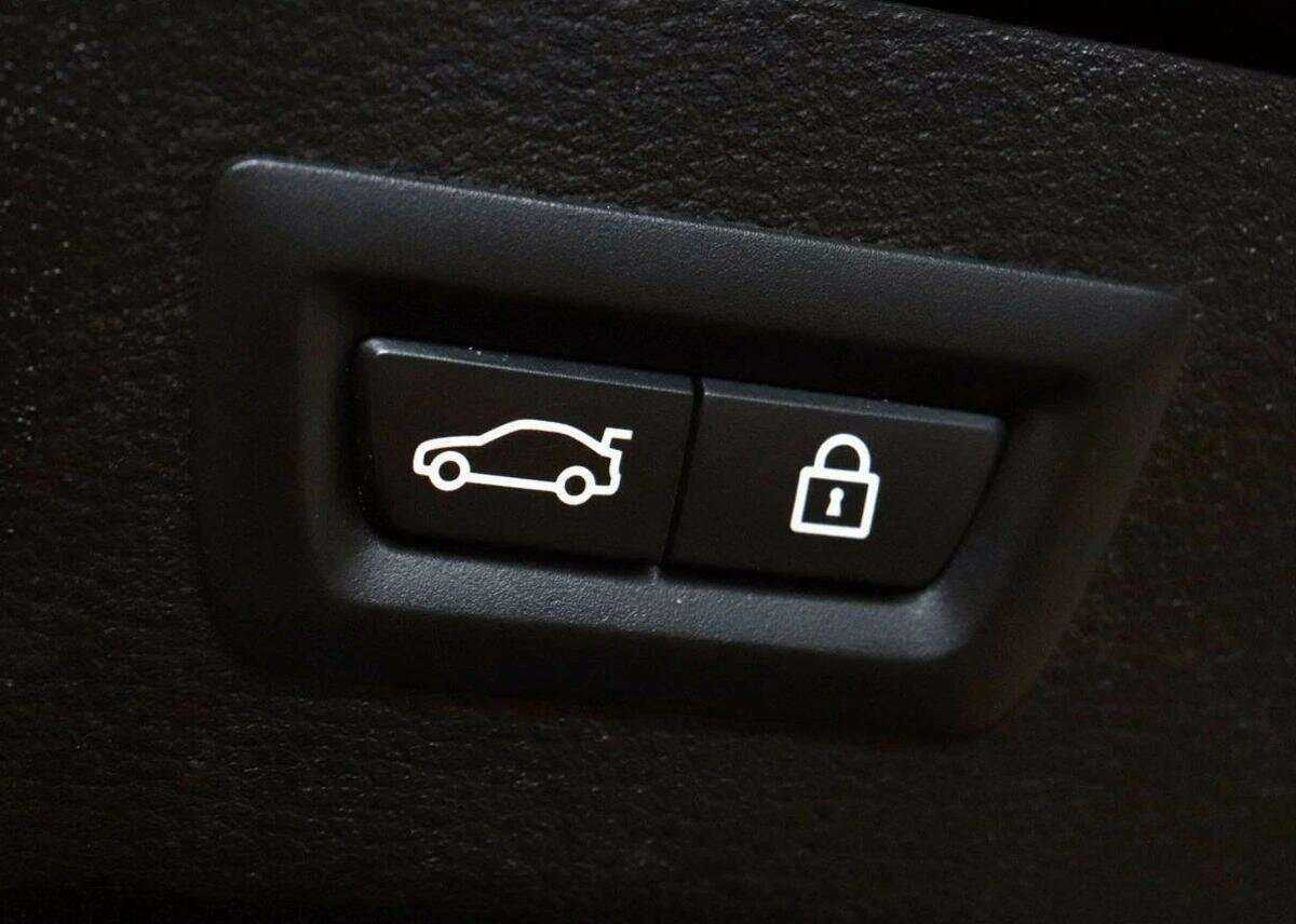 Купить BMW X6 40d, 2016, 88 173 км, фото №19