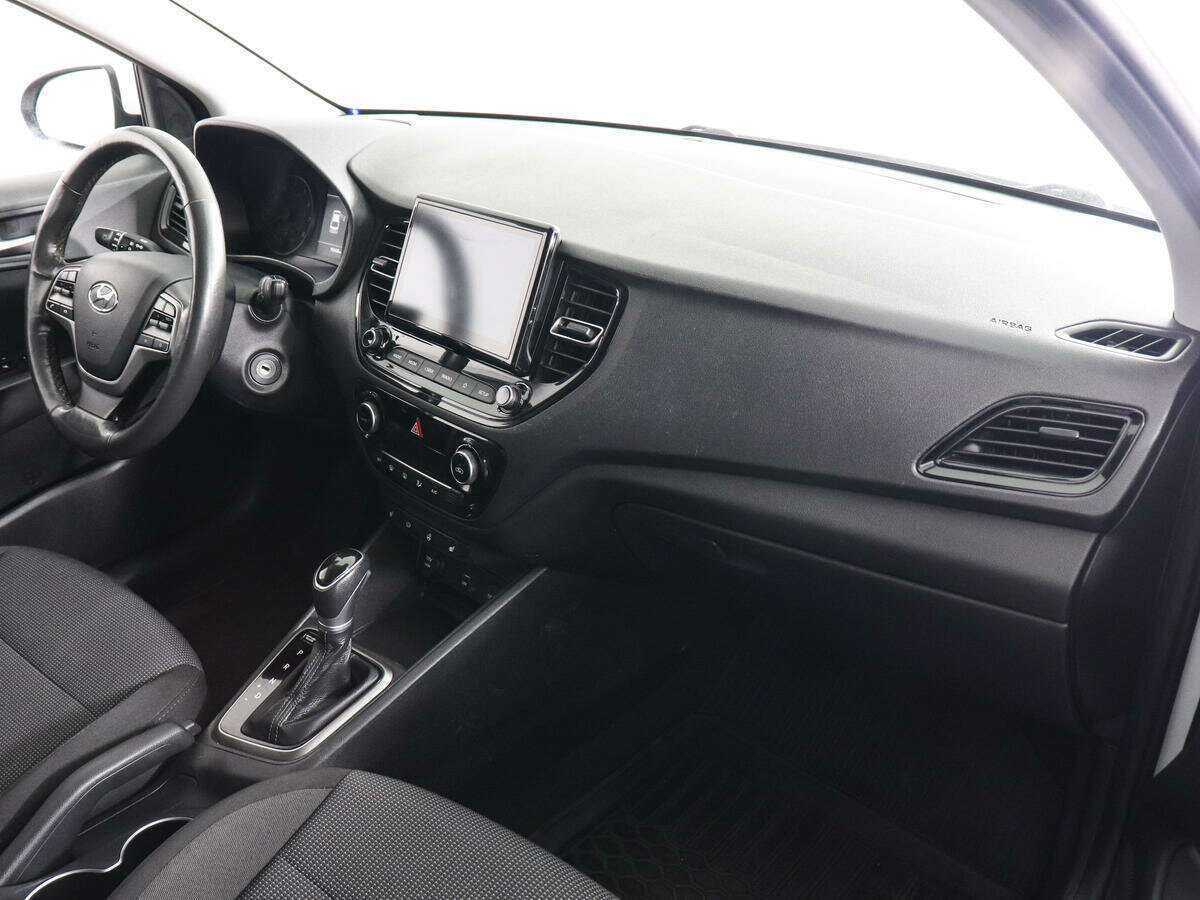 Купить Hyundai Solaris, 2020, 90 304 км, фото №10