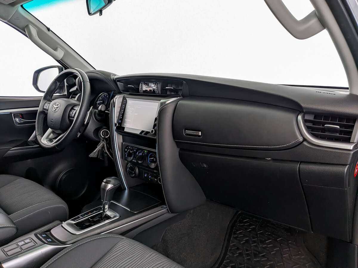 Купить Toyota Fortuner, 2021, 40 064 км, фото №8
