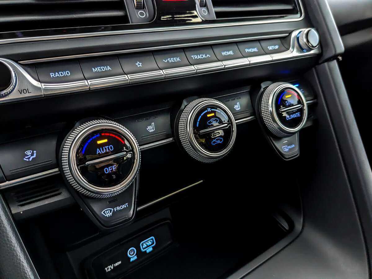 Купить Genesis G70, 2019, 63 259 км, фото №21