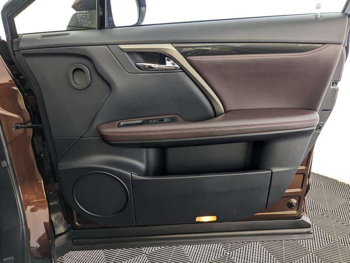 Купить Lexus RX 300, 2019, 38 101 км, фото №20