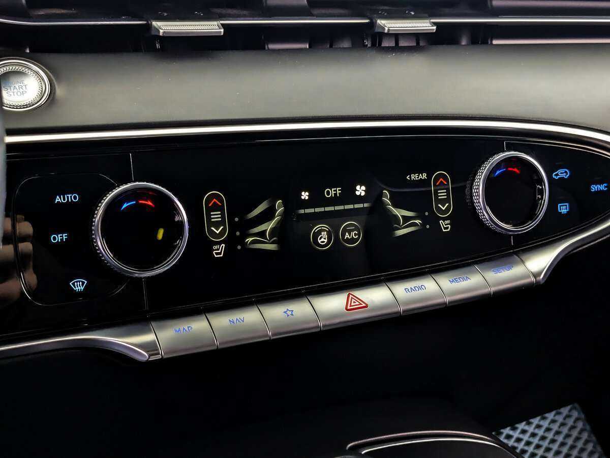 Купить Genesis GV70, 2021, 58 456 км, фото №22