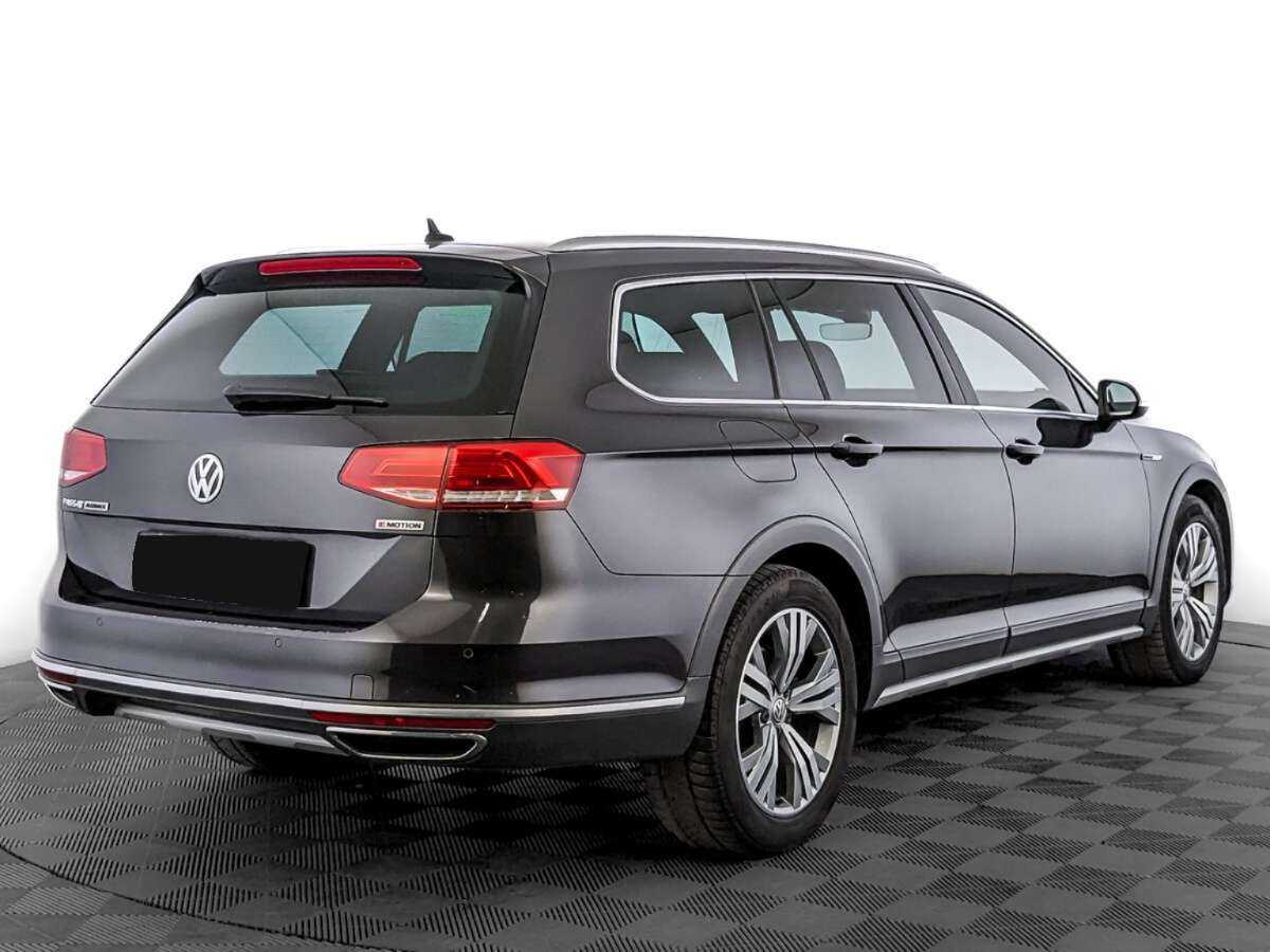 Купить Volkswagen Passat Alltrack, 2018, 188 183 км, фото №5