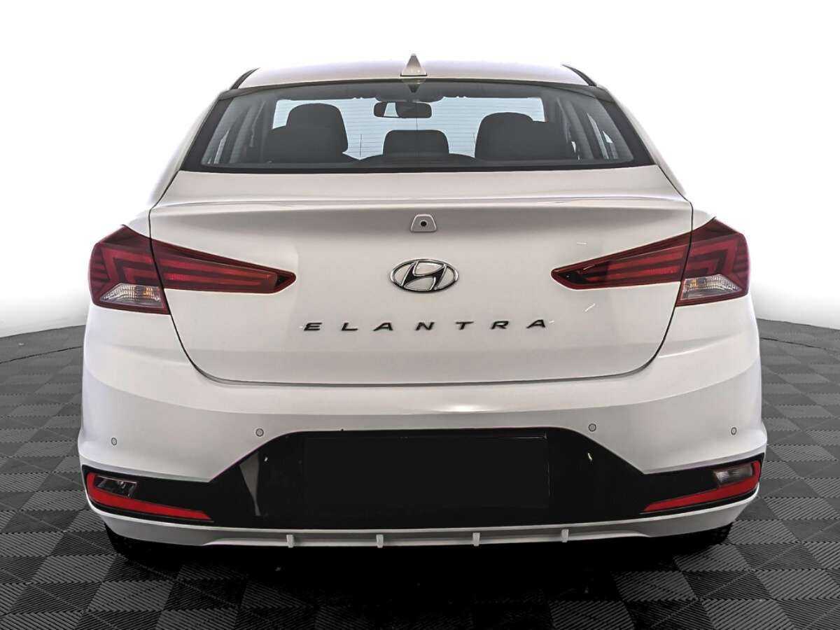 Купить Hyundai Elantra, 2020, 47 171 км, фото №6
