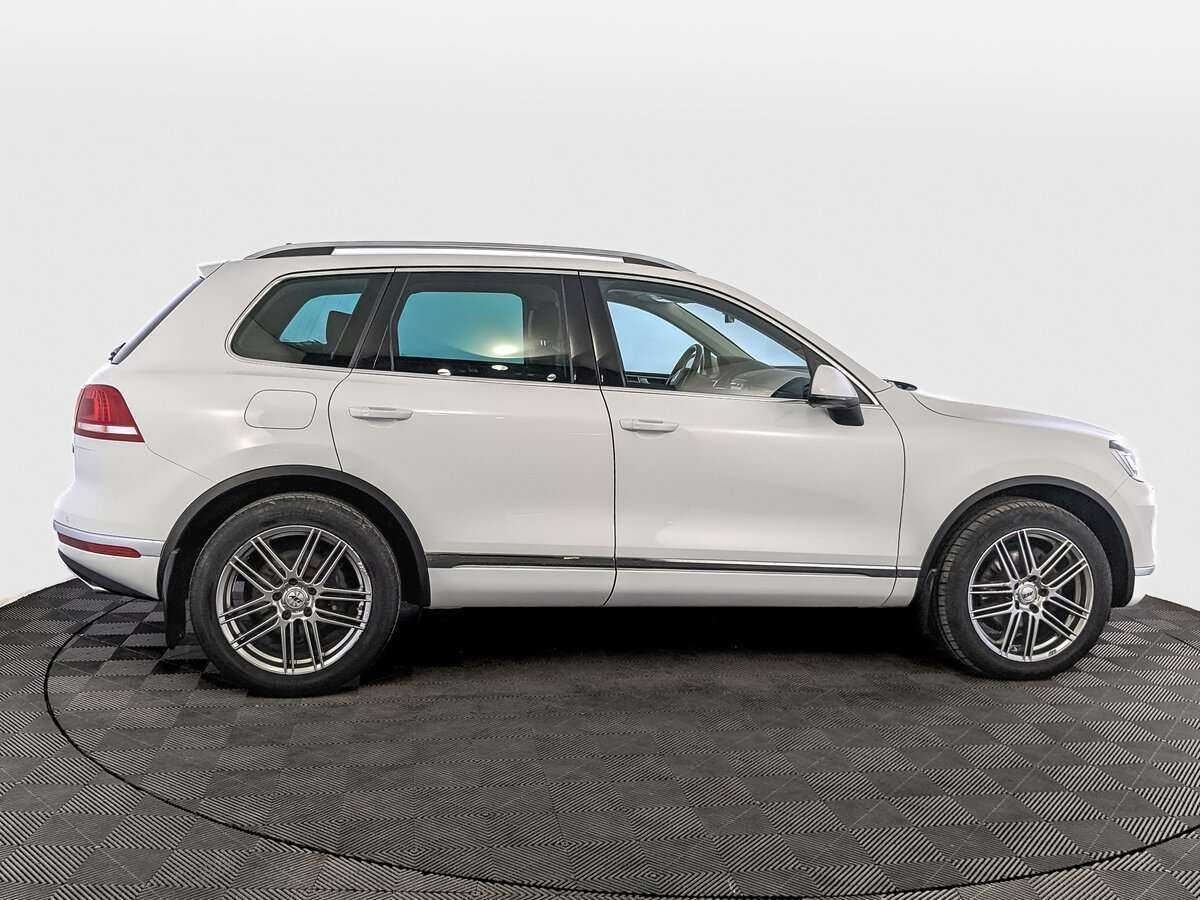 Купить Volkswagen Touareg, 2017, 111 483 км, фото №4