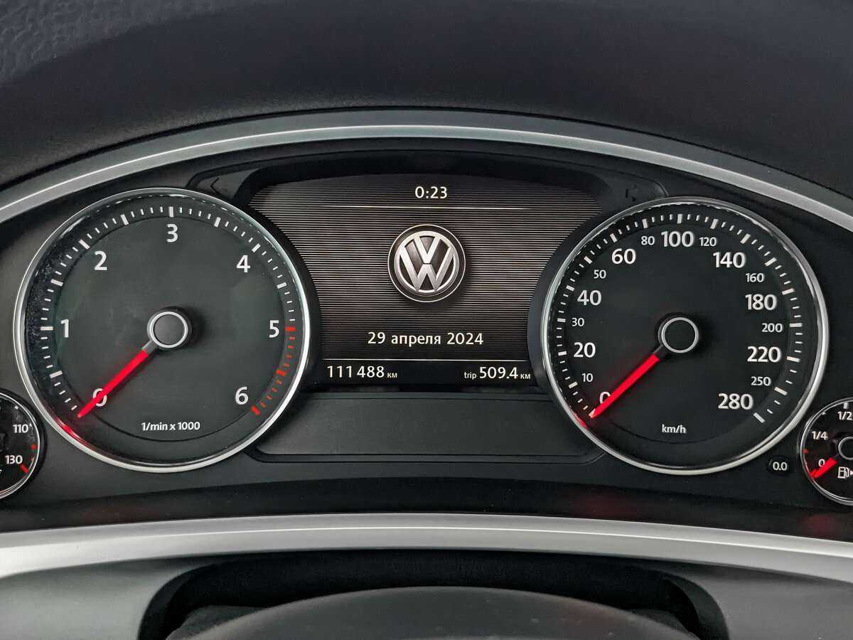 Купить Volkswagen Touareg, 2017, 111 483 км, фото №16