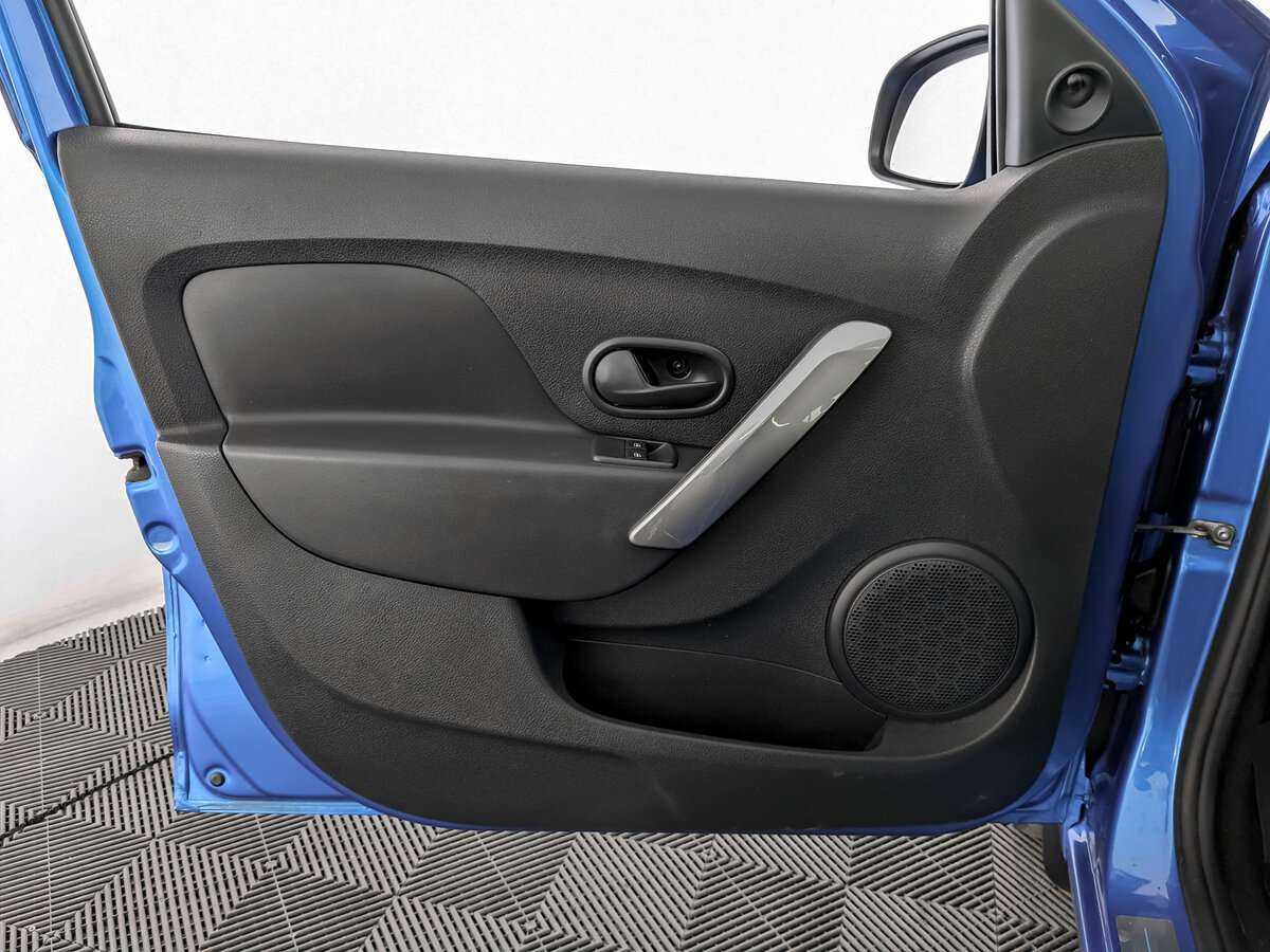 Купить Renault Logan, 2017, 77 898 км, фото №15