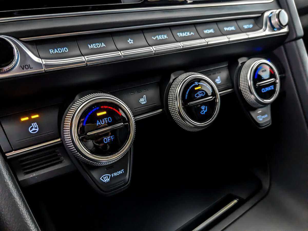 Купить Genesis G70, 2020, 76 576 км, фото №24