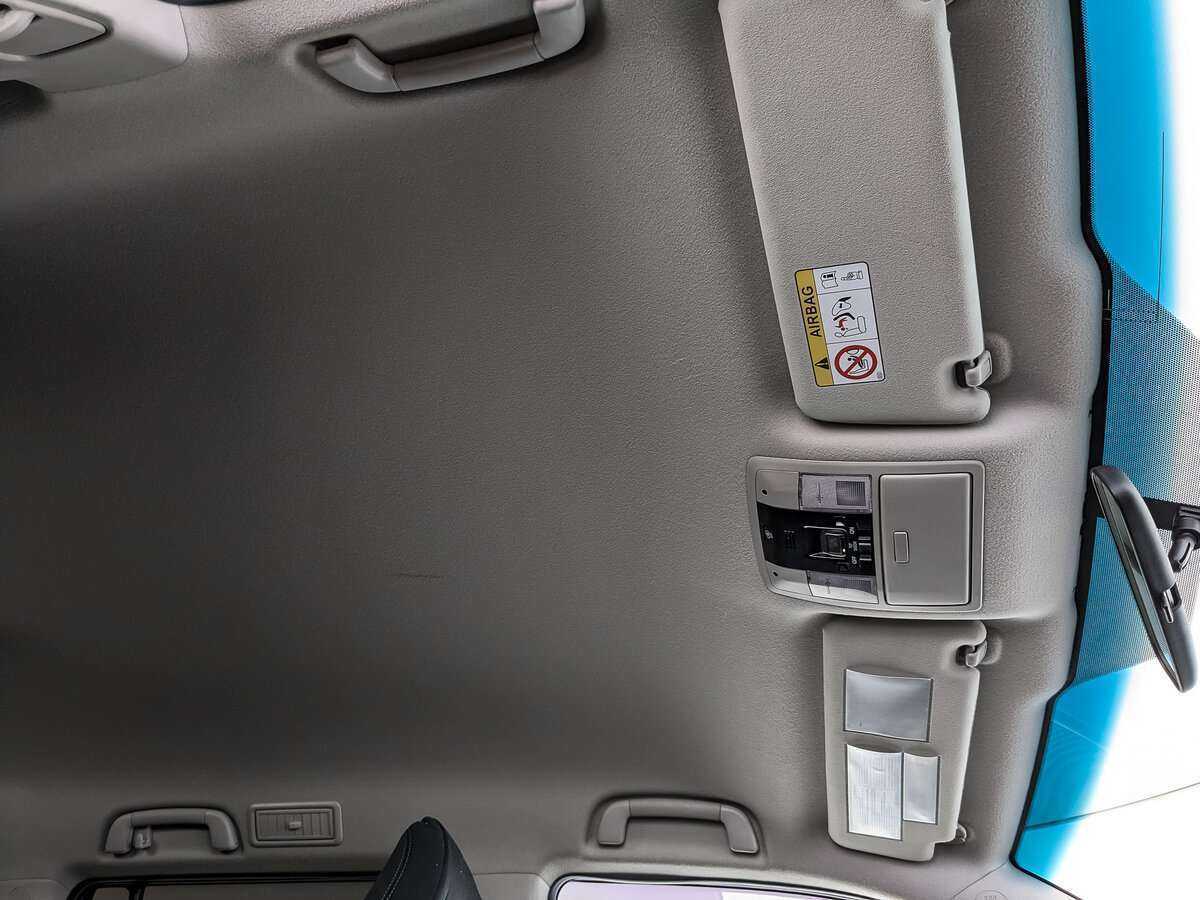 Купить Toyota Land Cruiser Prado, 2020, 58 734 км, фото №20