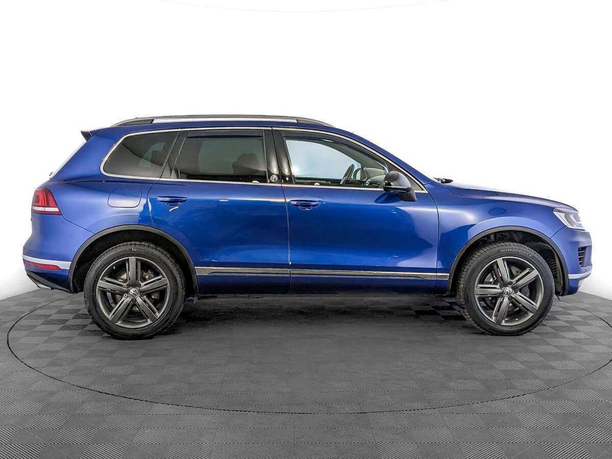 Купить Volkswagen Touareg, 2017, 77 380 км, фото №4