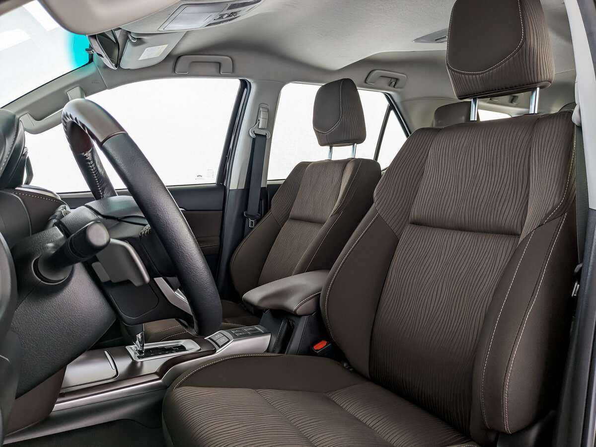 Купить Toyota Fortuner, 2018, 57 388 км, фото №16