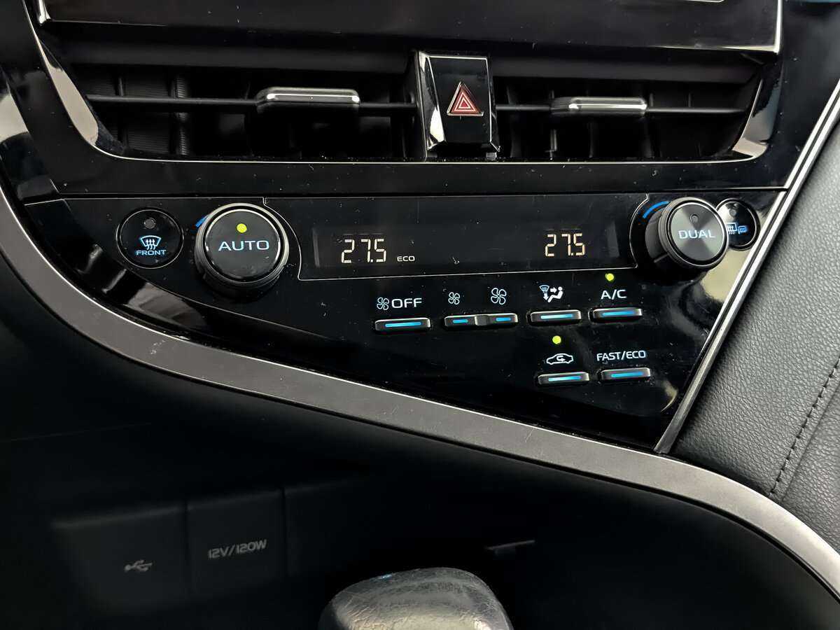 Купить Toyota Camry, 2021, 62 000 км, фото №17