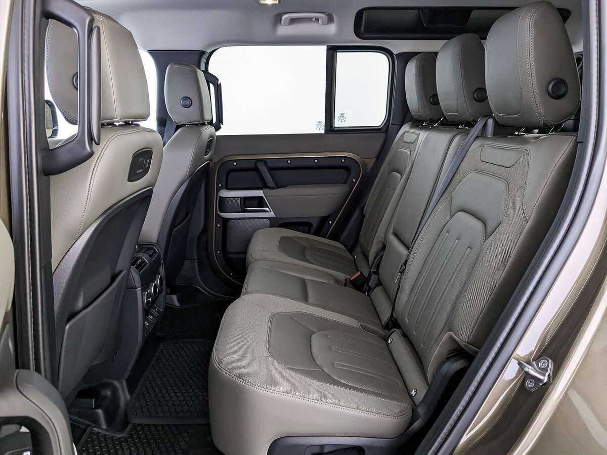 Купить Land Rover Defender 110, 2020, 73 000 км, фото №15