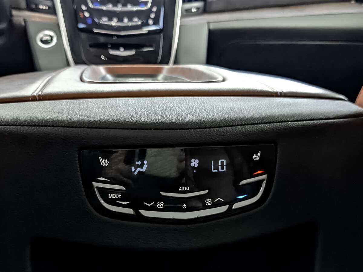 Купить Cadillac Escalade, 2019, 152 588 км, фото №21