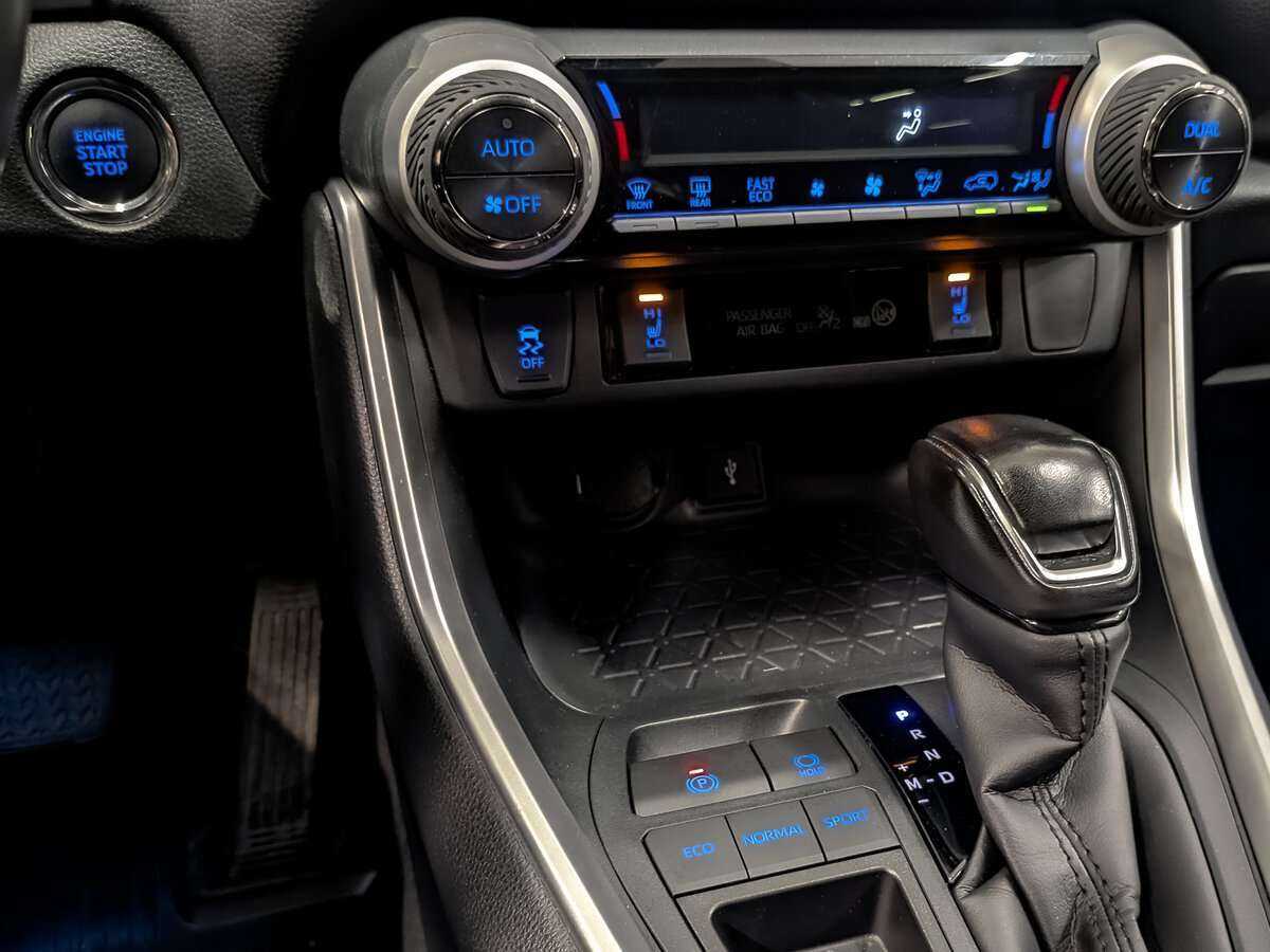 Купить Toyota RAV4, 2021, 24 900 км, фото №22