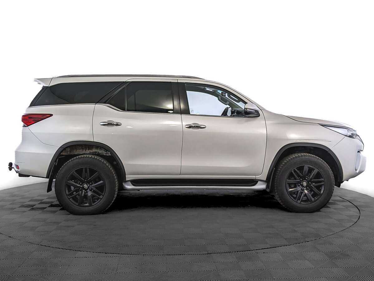 Купить Toyota Fortuner, 2019, 148 000 км, фото №4