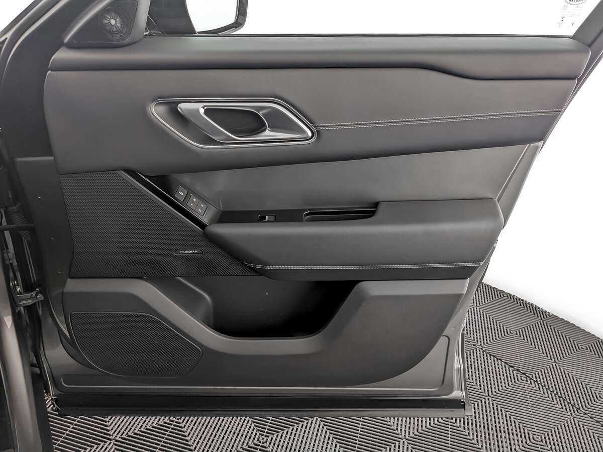 Купить Land Rover Range Rover Velar, 2019, 49 006 км, фото №21