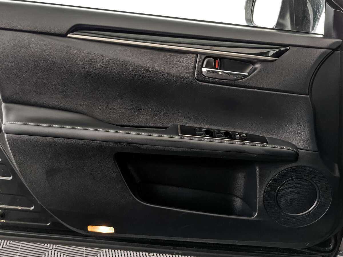 Купить Lexus ES 200, 2018, 80 050 км, фото №15