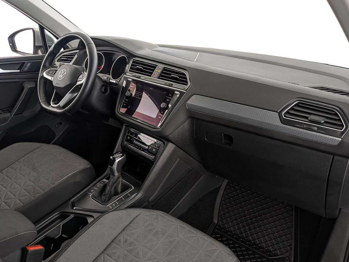 Купить Volkswagen Tiguan, 2021, 23 287 км, фото №13
