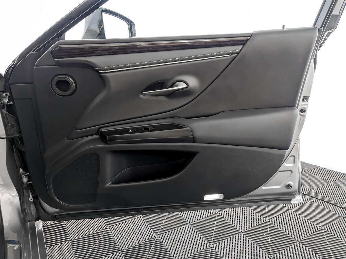 Купить Lexus ES 200, 2020, 89 000 км, фото №21
