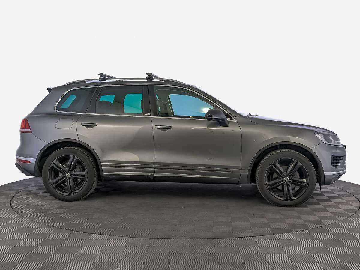 Купить Volkswagen Touareg, 2017, 132 764 км, фото №4