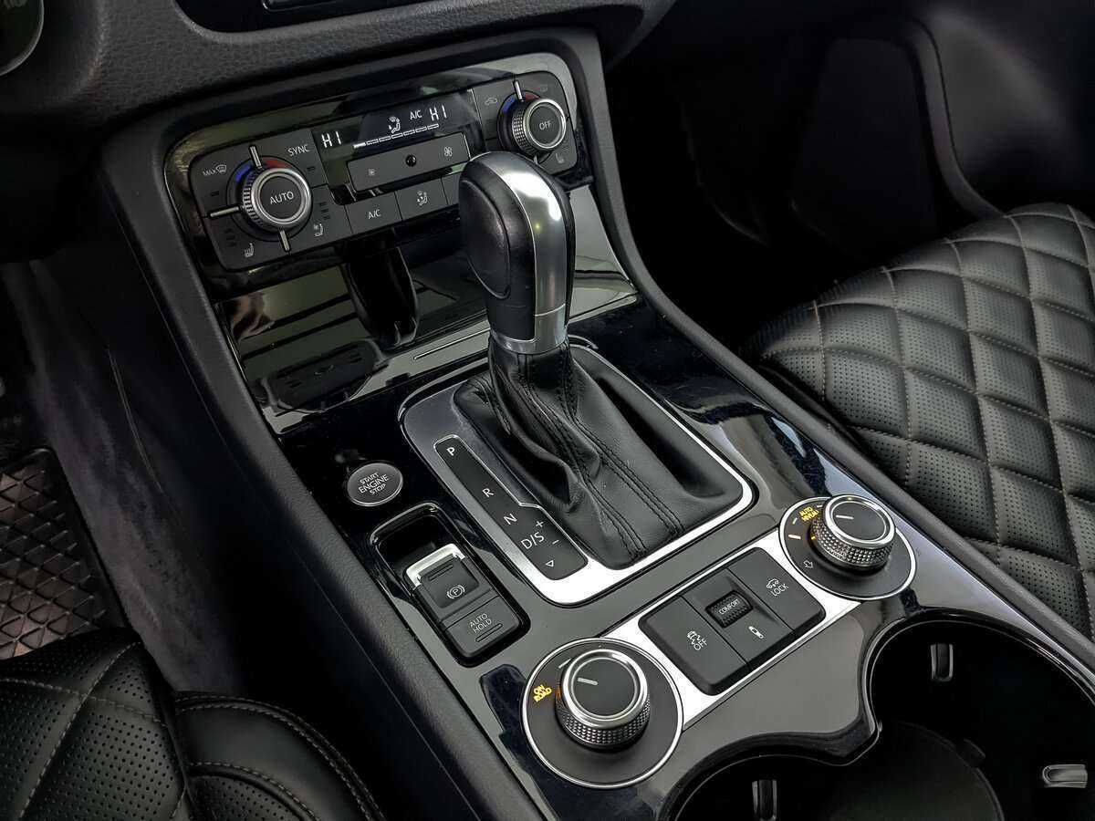 Купить Volkswagen Touareg, 2017, 132 764 км, фото №21