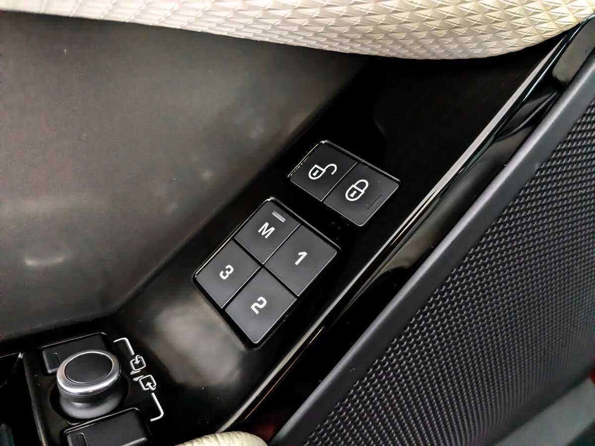 Купить Land Rover Range Rover Velar, 2020, 55 962 км, фото №18