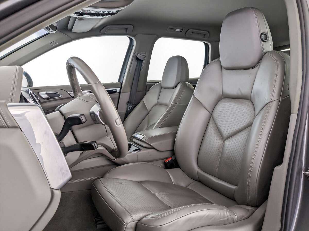 Купить Porsche Cayenne, 2012, 116 958 км, фото №16