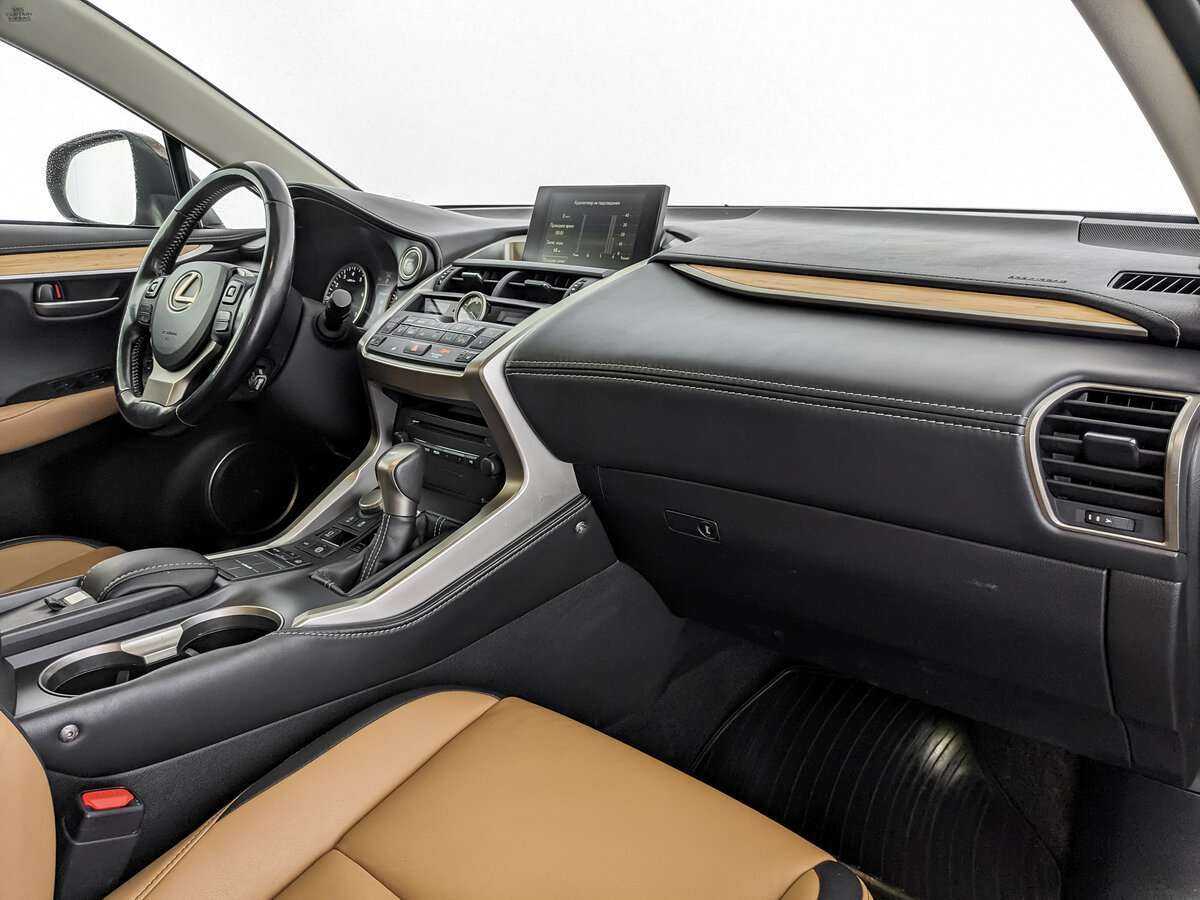 Купить Lexus NX 200, 2017, 107 835 км, фото №9