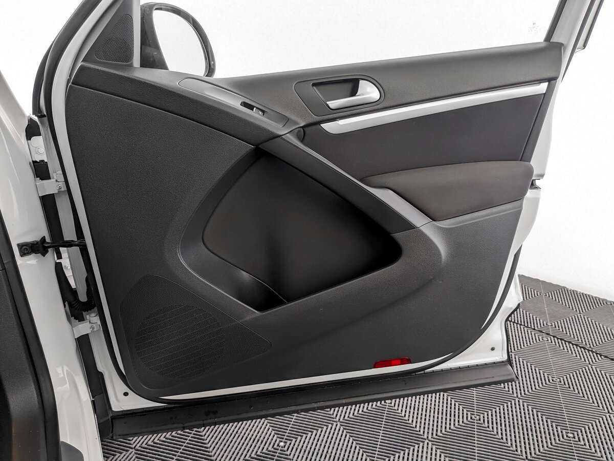 Купить Volkswagen Tiguan, 2013, 89 123 км, фото №20