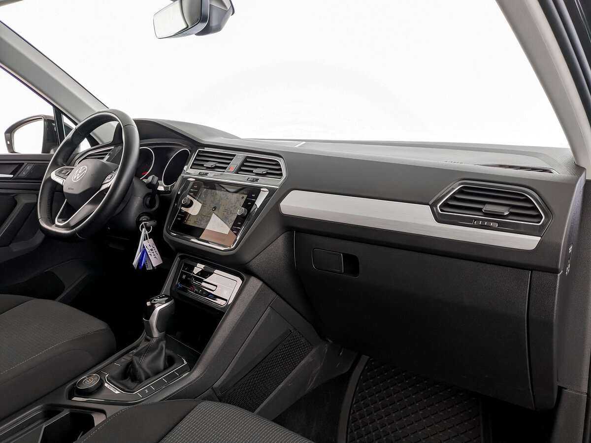Купить Volkswagen Tiguan, 2021, 81 187 км, фото №9