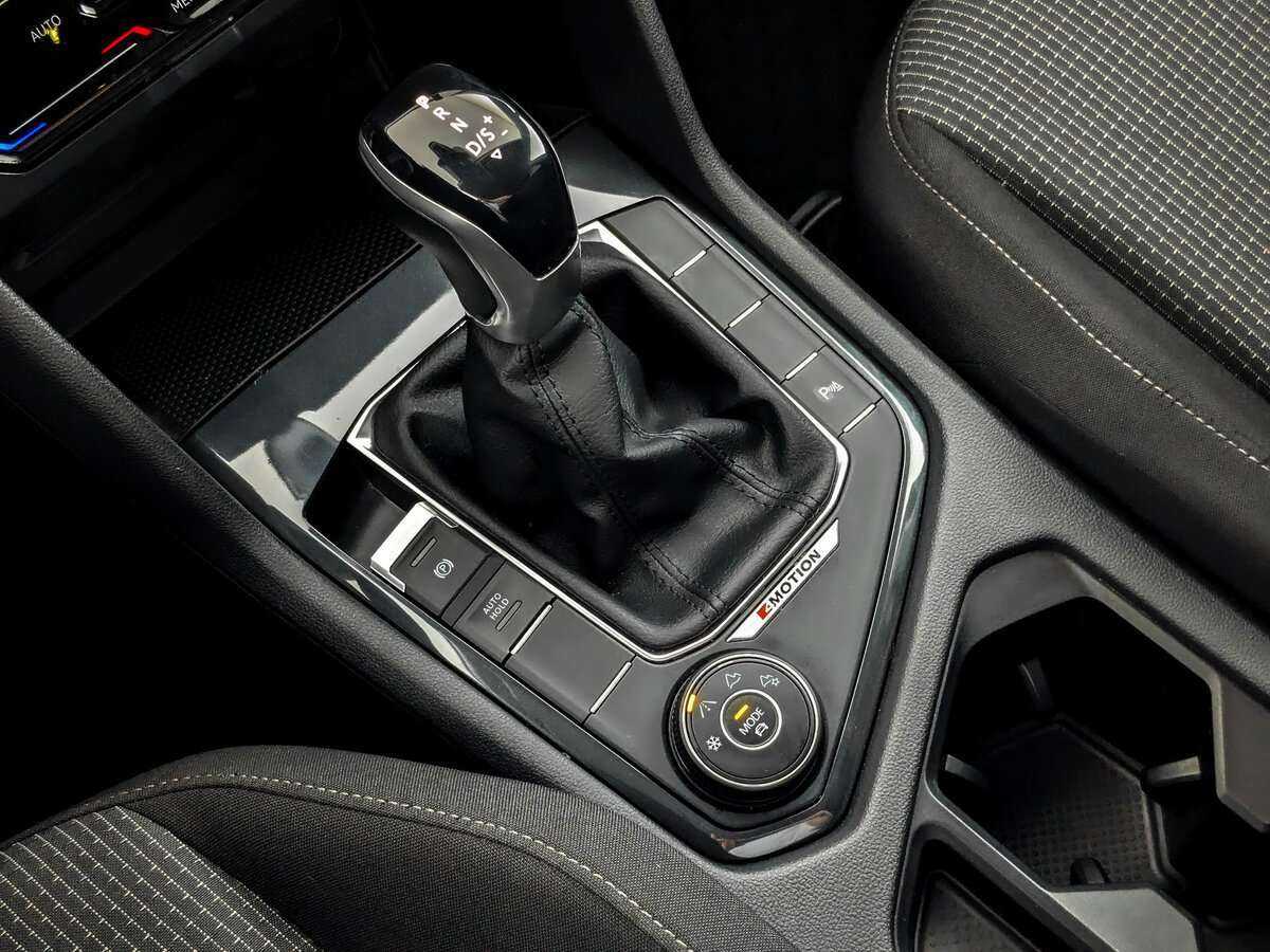 Купить Volkswagen Tiguan, 2021, 81 187 км, фото №21