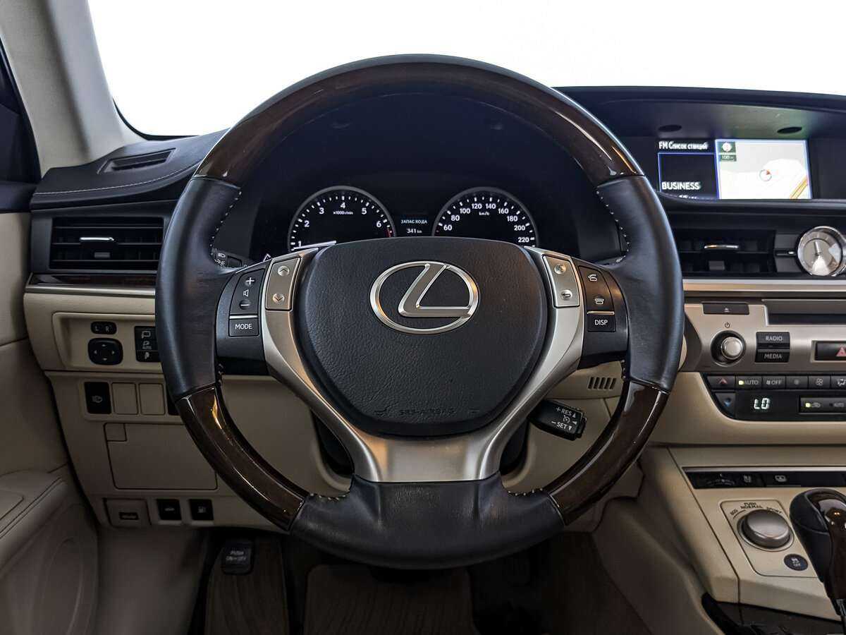 Купить Lexus ES 250, 2013, 141 000 км, фото №17
