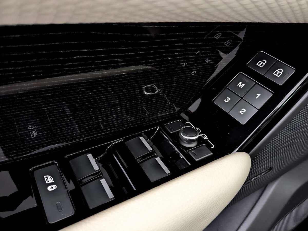 Купить Land Rover Range Rover Velar, 2021, 75 249 км, фото №21
