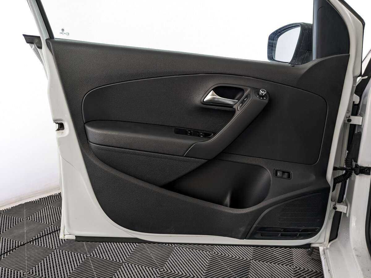 Купить Volkswagen Polo, 2019, 91 249 км, фото №18