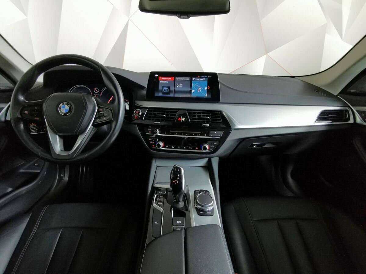 Купить BMW 5 серии 520d xDrive, 2018, 136 803 км, фото №10