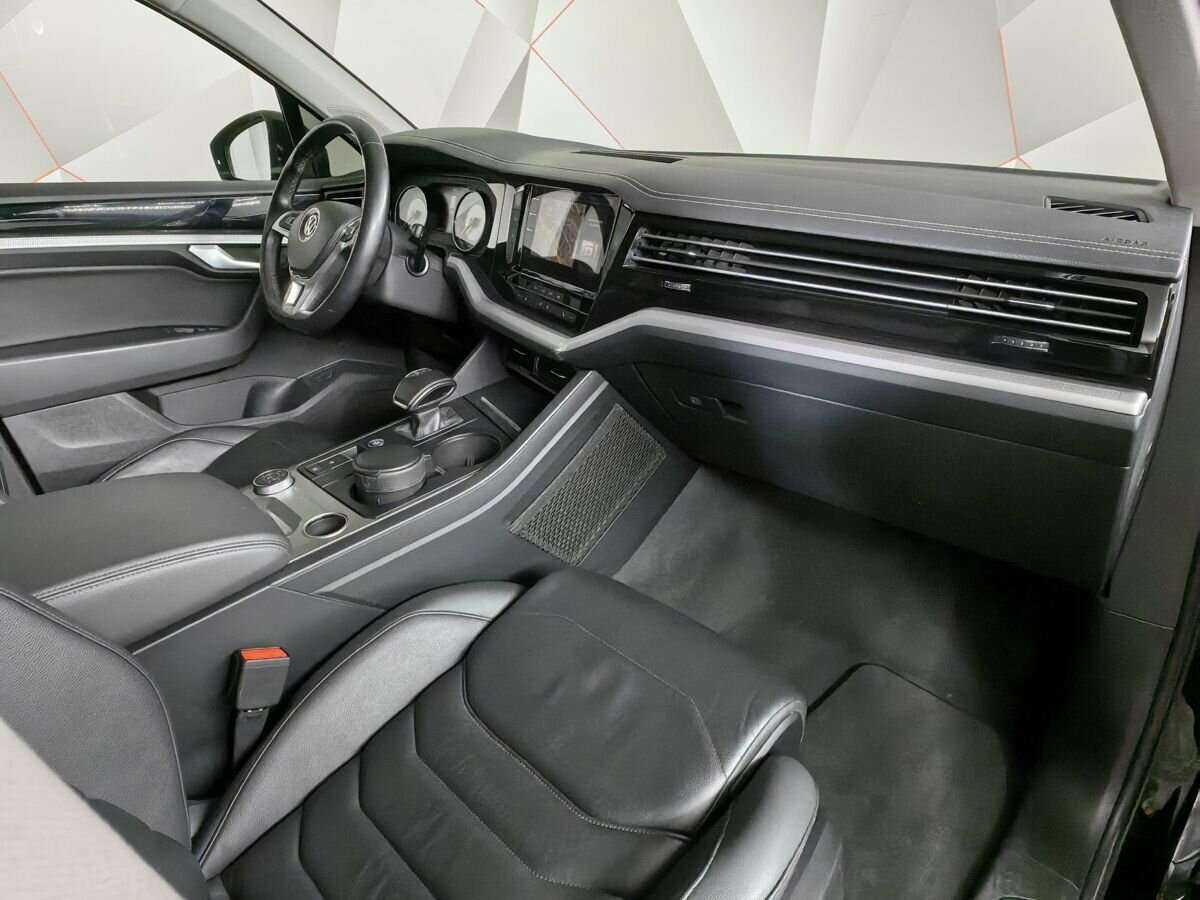 Купить Volkswagen Touareg, 2019, 115 823 км, фото №9