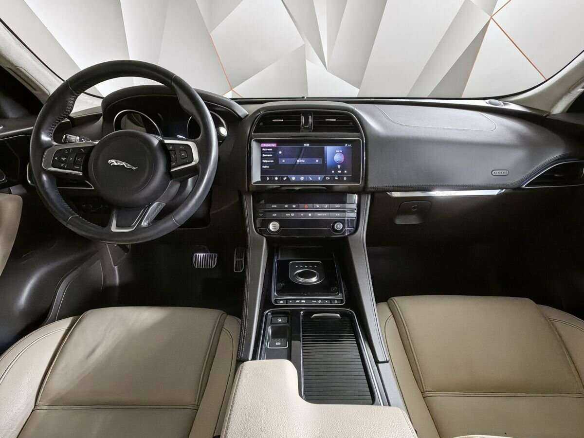 Купить Jaguar F-Pace, 2018, 46 052 км, фото №10