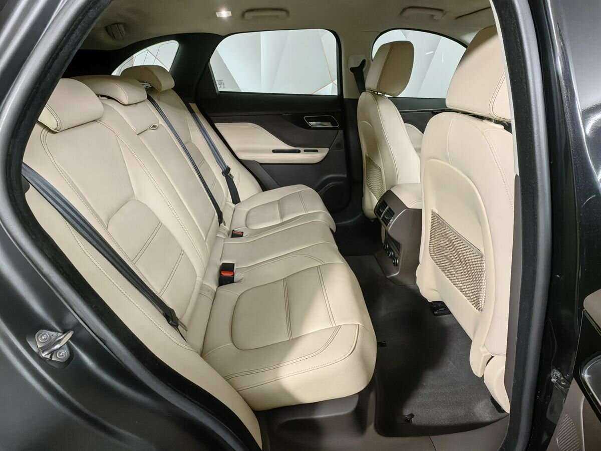 Купить Jaguar F-Pace, 2018, 46 052 км, фото №12