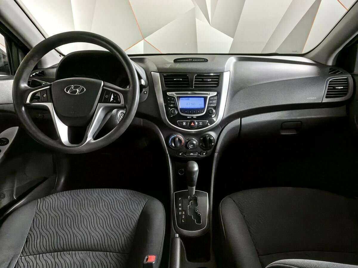 Купить Hyundai Solaris, 2011, 225 830 км, фото №10