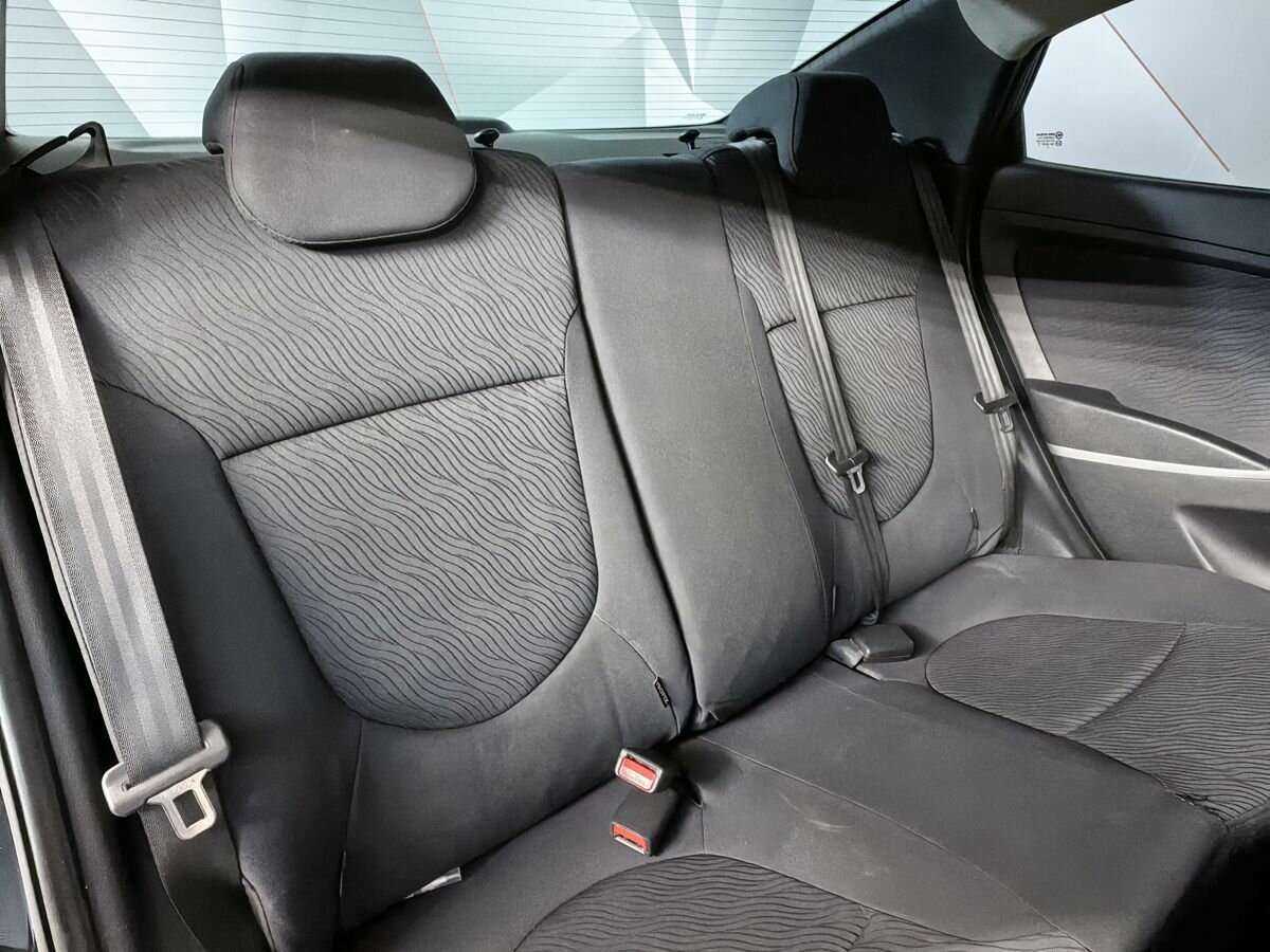 Купить Hyundai Solaris, 2011, 225 830 км, фото №13