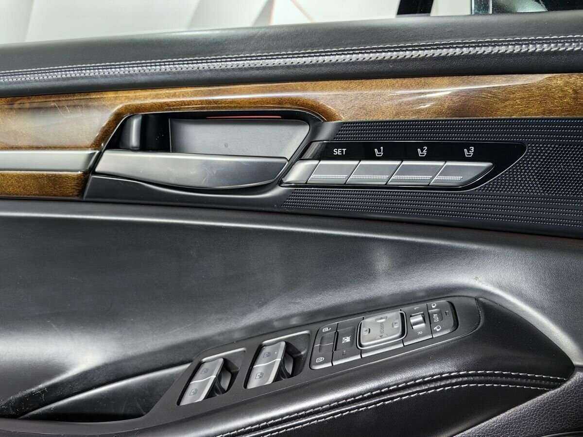 Купить Genesis G90, 2016, 165 605 км, фото №21