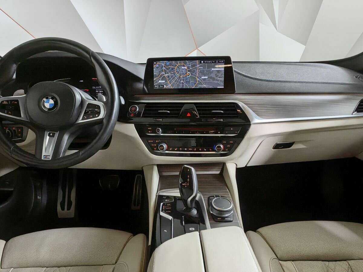 Купить BMW 5 серии 530d xDrive, 2019, 94 176 км, фото №10