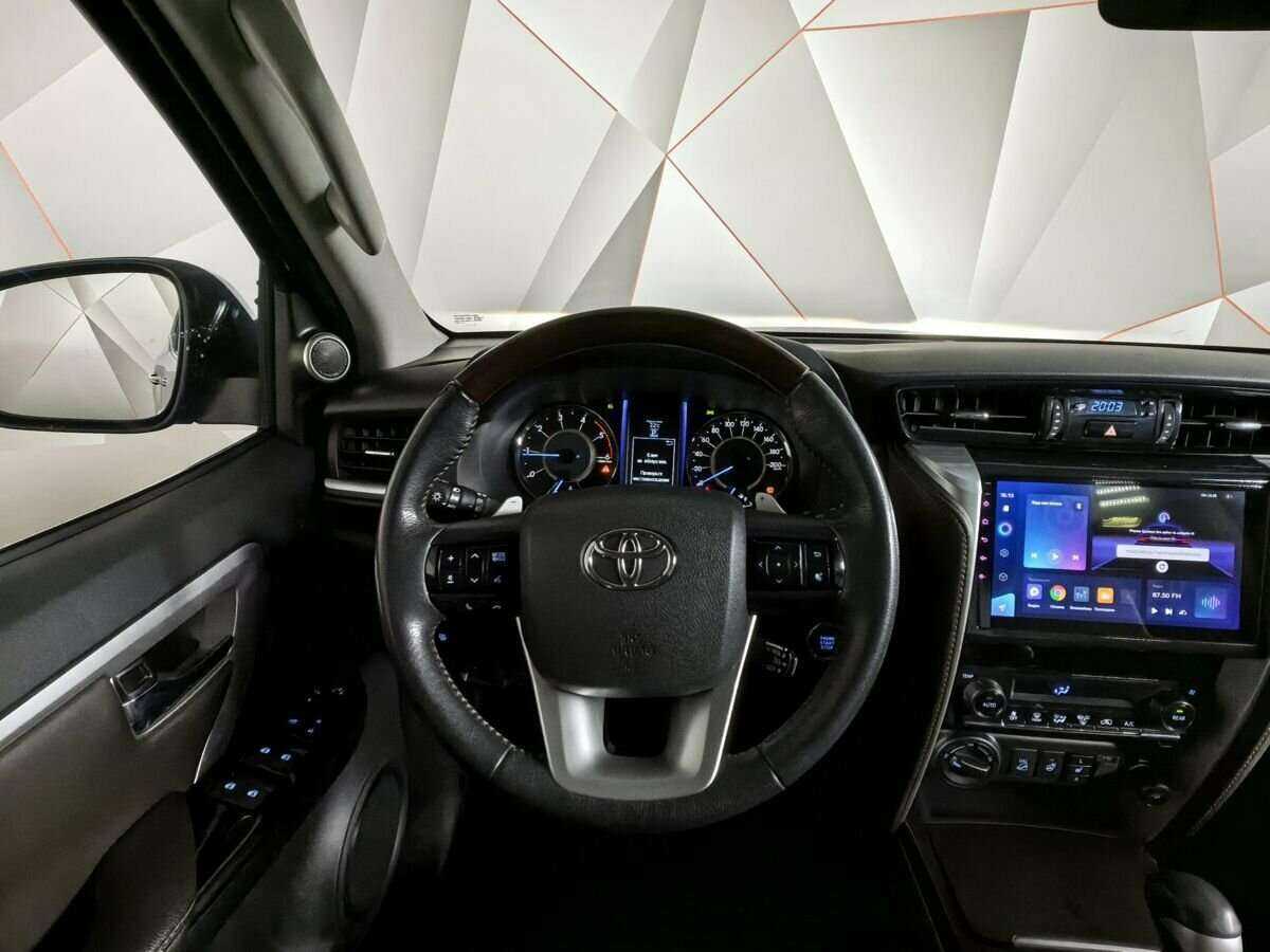 Купить Toyota Fortuner, 2017, 169 579 км, фото №15