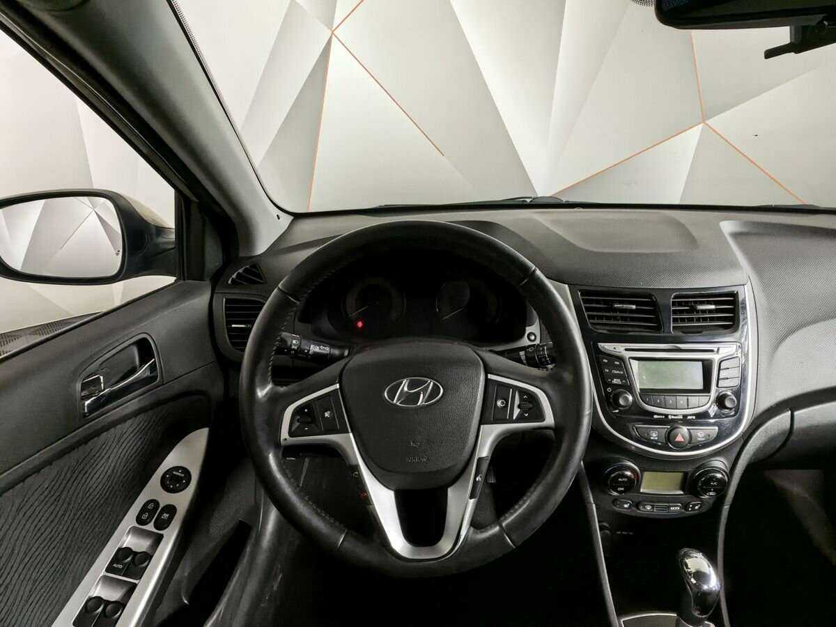 Купить Hyundai Solaris, 2011, 122 814 км, фото №15