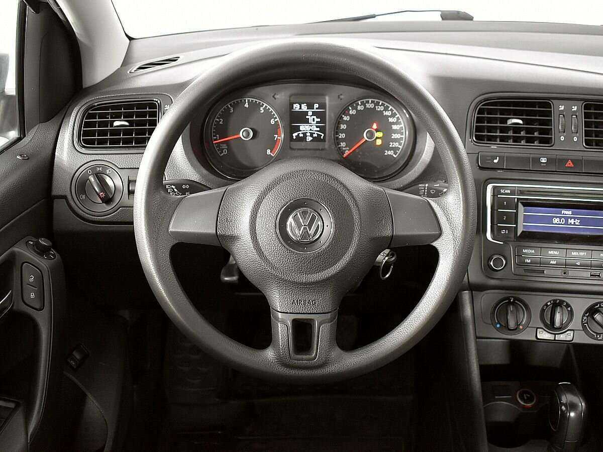 Купить Volkswagen Polo, 2014, 182 640 км, фото №9
