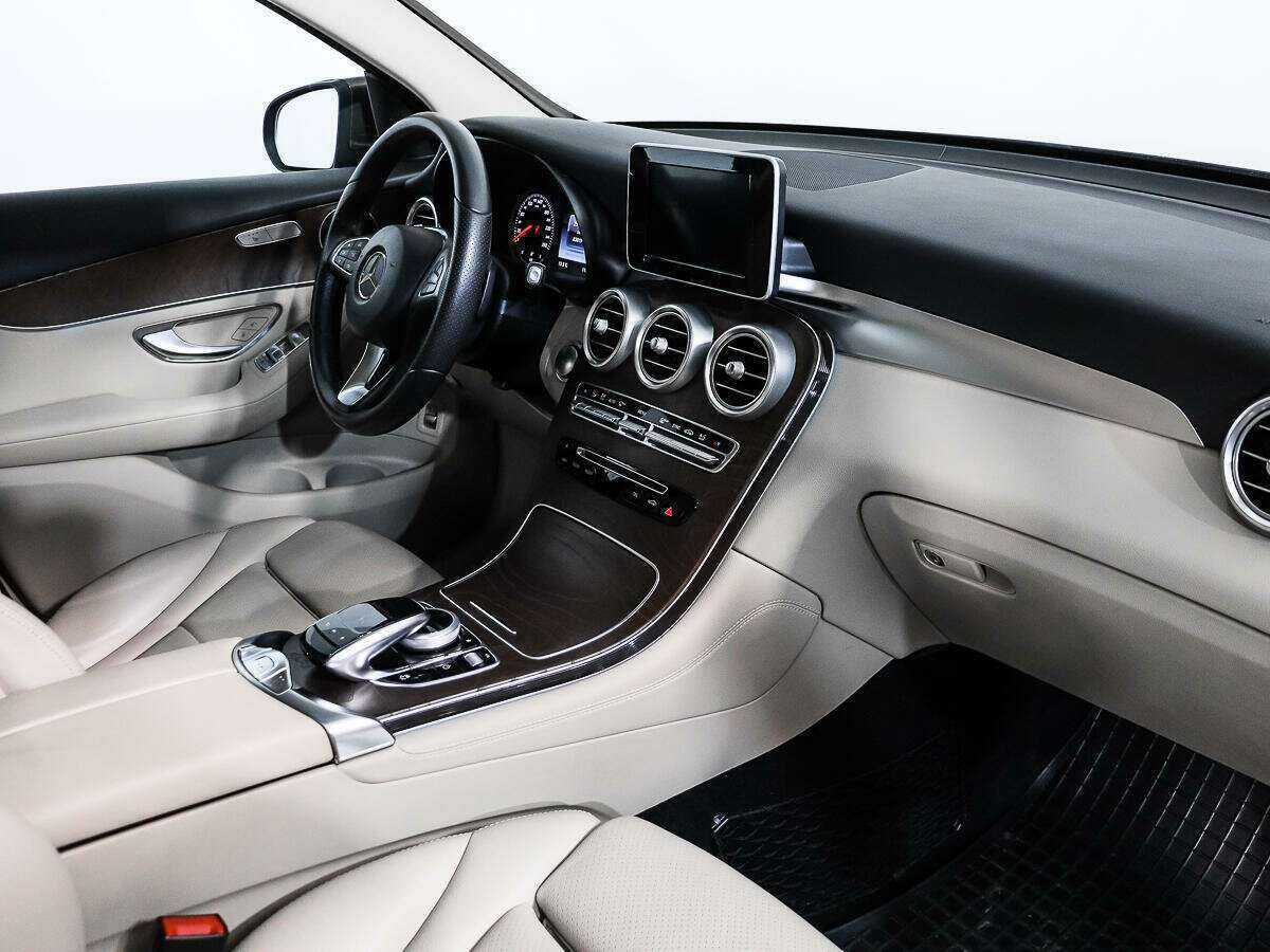 Купить Mercedes-Benz GLC 250 d, 2017, 82 900 км, фото №14