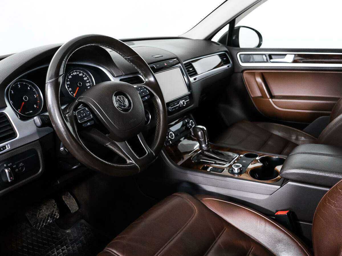 Купить Volkswagen Touareg, 2011, 197 133 км, фото №9